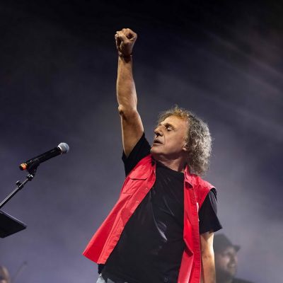 Βασίλης Παπακωνσταντίνου  