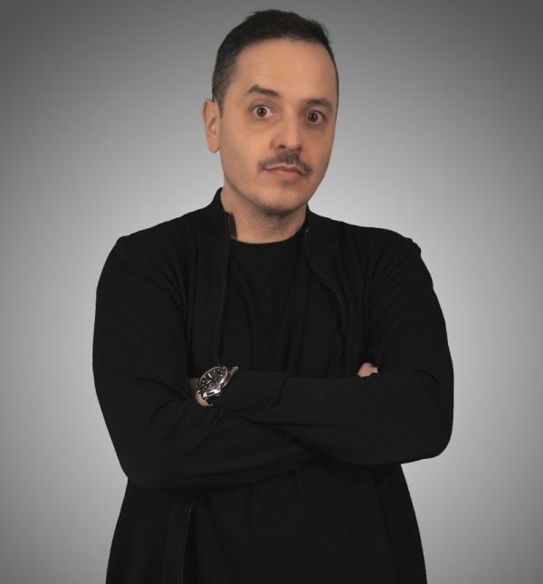 Αλέξανδρος Τζουβέλας <br>ΕΞΩΓΗΙΝΟΣ