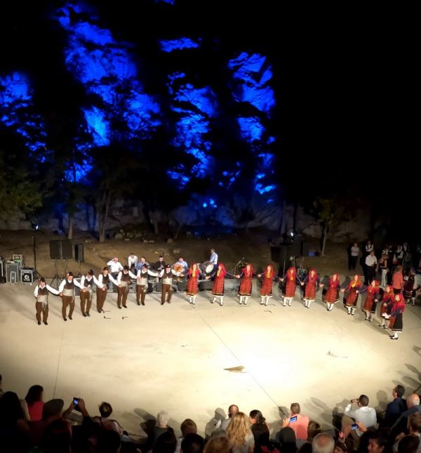 Εργαστήρι Παραδοσιακών Χορών Δήμου Δάφνης-Υμηττού  