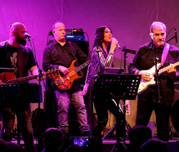 Δημήτρης Σταρόβας & Starovas Band + φίλοι