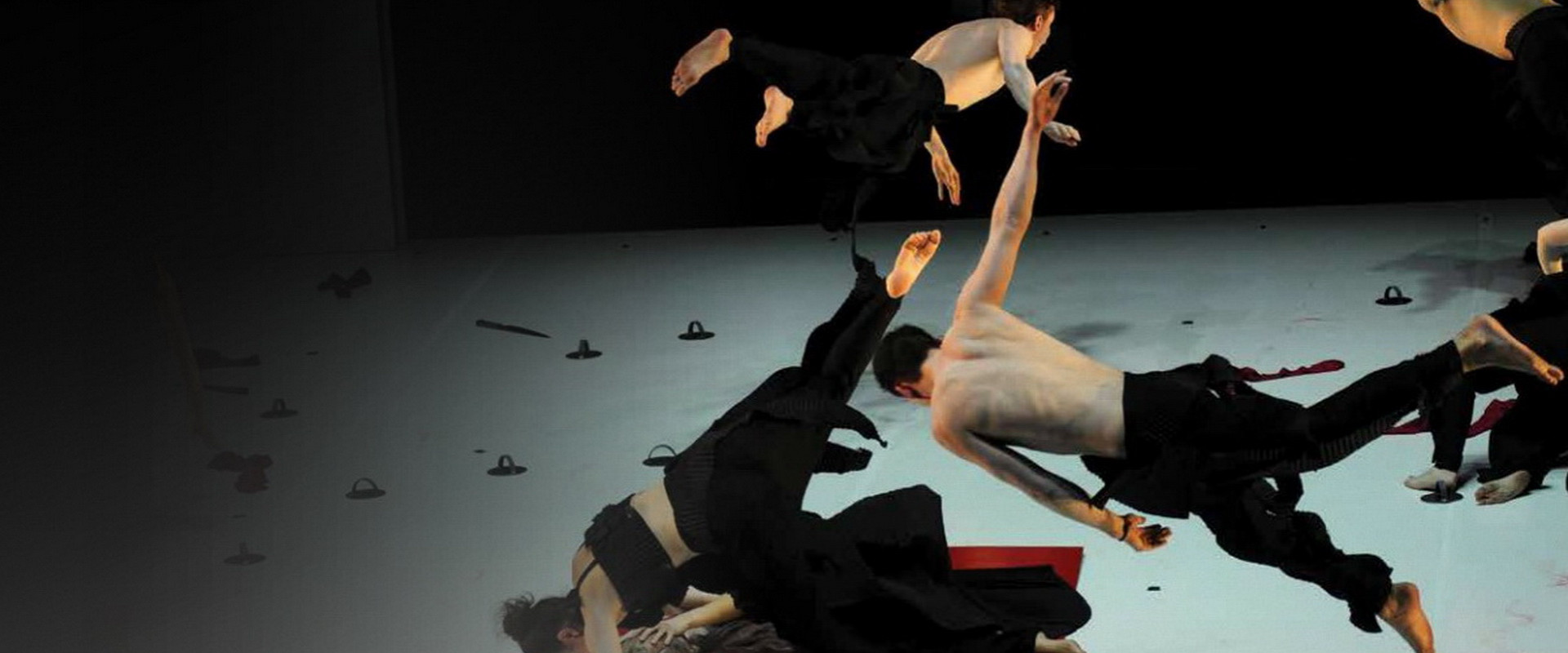 Αφιέρωμα  στον <br> Θεόδωρο Τερζόπουλο <br> // σκότος, ἐμόν φάος //