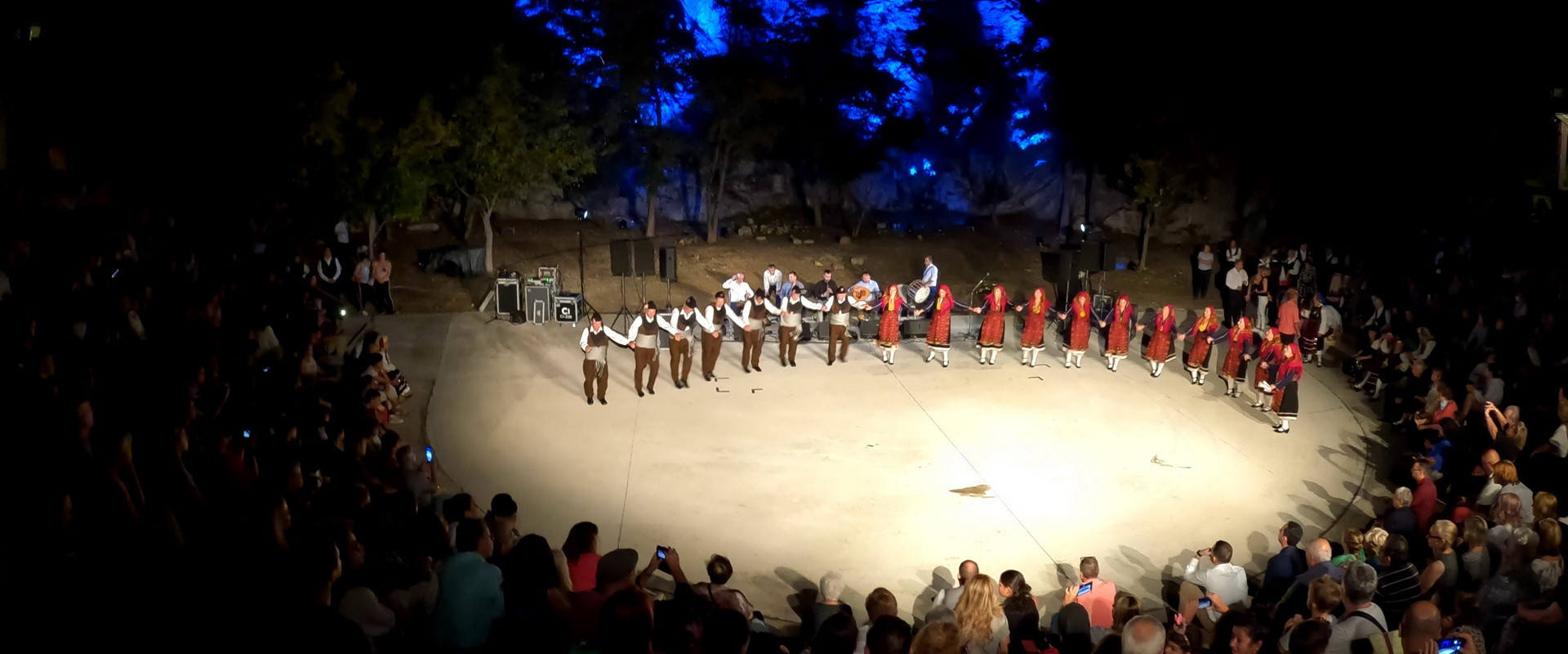 Εργαστήρι Παραδοσιακών Χορών Δήμου Δάφνης-Υμηττού  